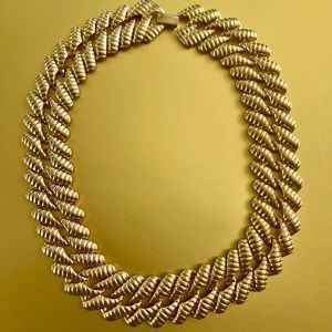 Costume jewelry- gold link choker-style necklace